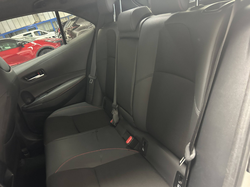 Toyota Corolla Corolla Hybride 196ch GR Sport 5p  occasion  PERIGUEUX - photo n12