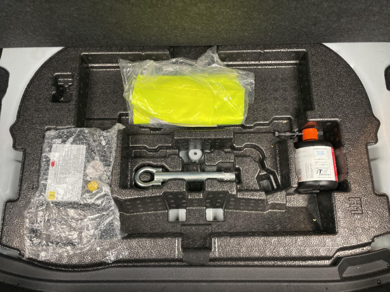 Toyota Corolla Corolla Pro Hybride 122h Dynamic Business (avec support lomb  occasion � Beauvais - photo n�17