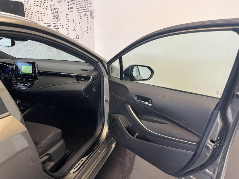 Toyota Corolla Corolla Pro Hybride 122h Dynamic Business (avec support lomb  occasion  Saint-Maximin - photo n20