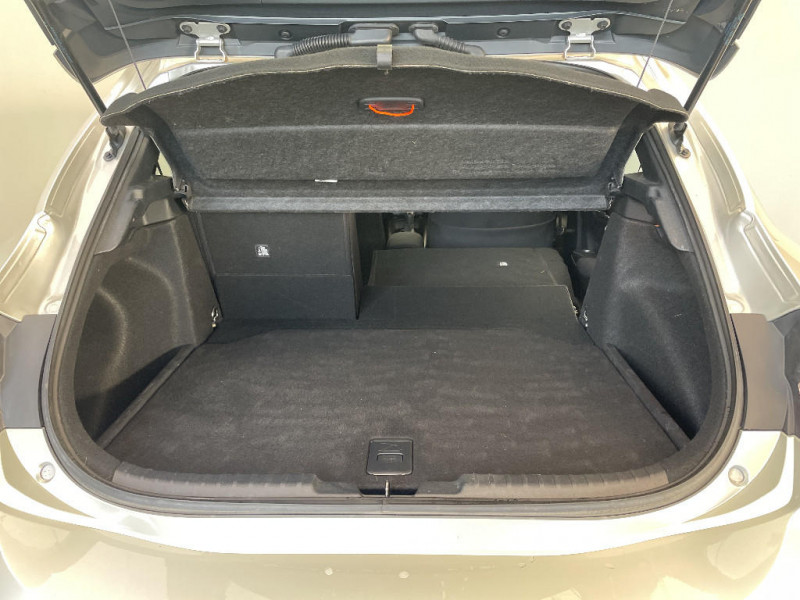 Toyota Corolla Corolla Pro Hybride 122h Dynamic Business + Programme Beyond  occasion  Jaux - photo n16