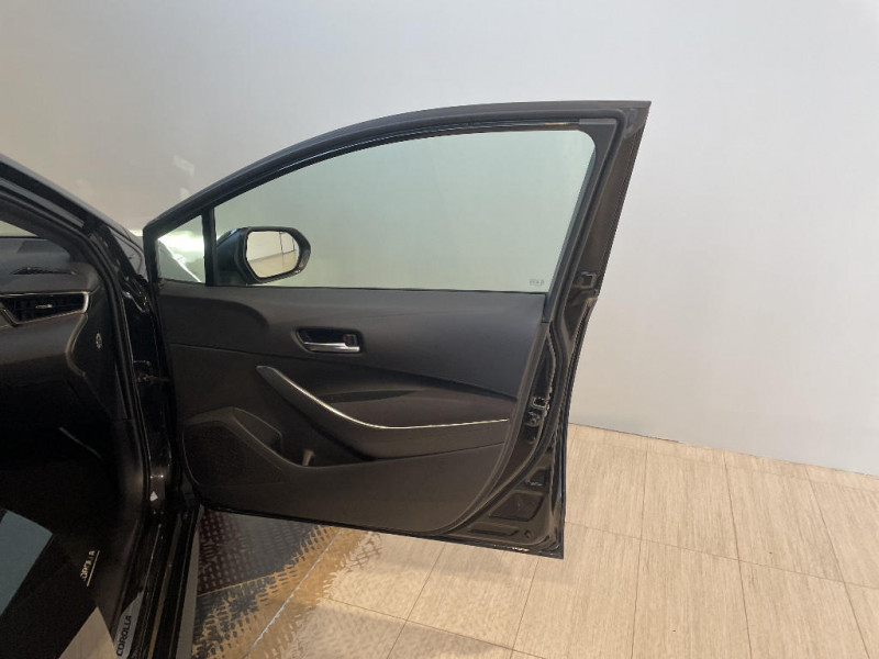 Toyota Corolla Corolla Pro Hybride 122h Dynamic Business + Programme Beyond  occasion � Jaux - photo n�20