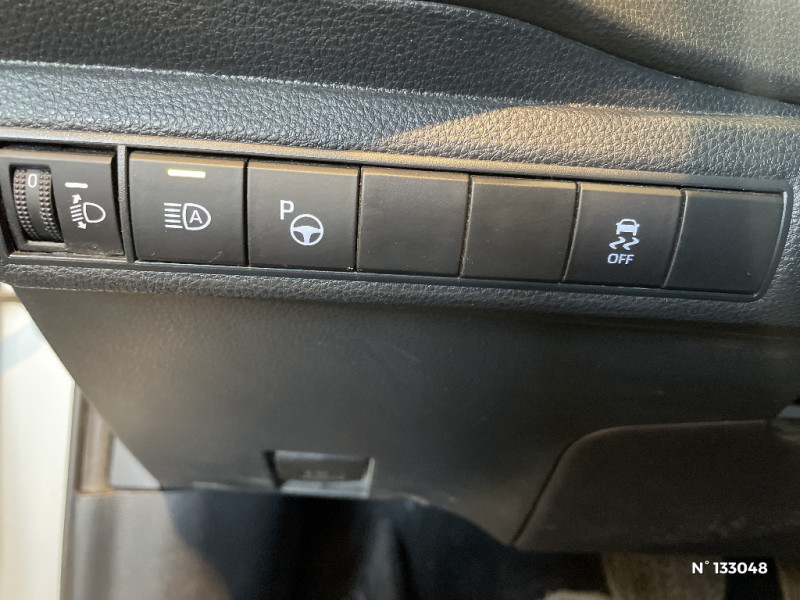 Toyota Corolla Corolla Pro Hybride 122h Dynamic Business + Programme Beyond  occasion � Jaux - photo n�15