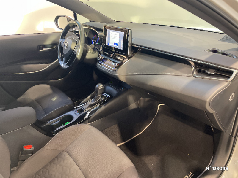 Toyota Corolla Corolla Pro Hybride 122h Dynamic Business + Programme Beyond  occasion � Jaux - photo n�10