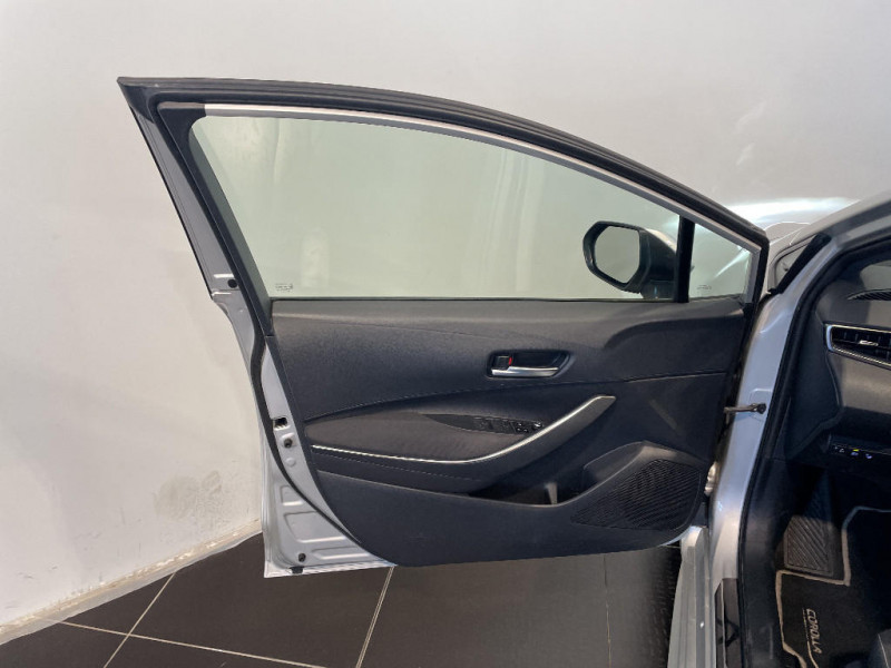 Toyota Corolla Corolla Pro Hybride 122h Dynamic Business + Programme Beyond  occasion � Jaux - photo n�19