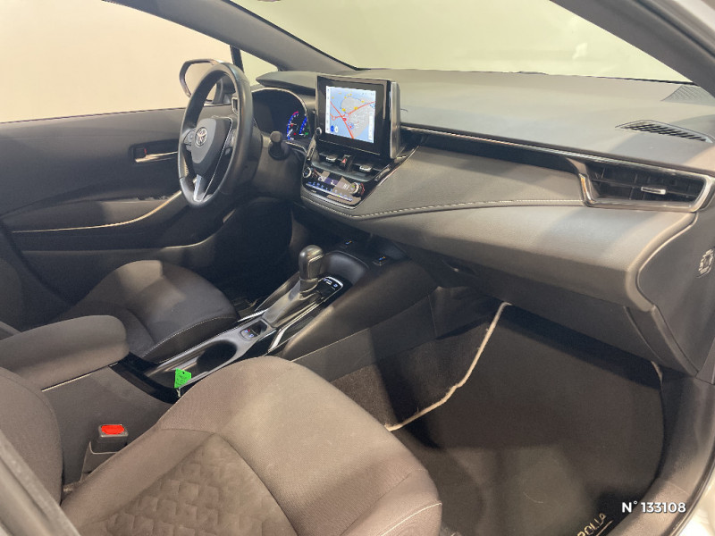 Toyota Corolla Corolla Pro Hybride 122h Dynamic Business + Programme Beyond  occasion � Jaux - photo n�10