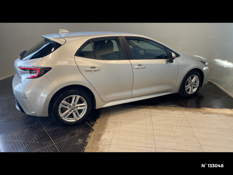 Toyota Corolla Corolla Pro Hybride 122h Dynamic Business + Programme Beyond  occasion � Jaux - photo n�5