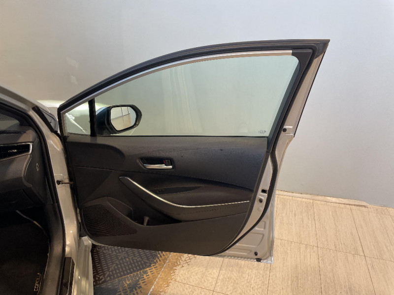 Toyota Corolla Corolla Pro Hybride 122h Dynamic Business + Programme Beyond  occasion � Jaux - photo n�20