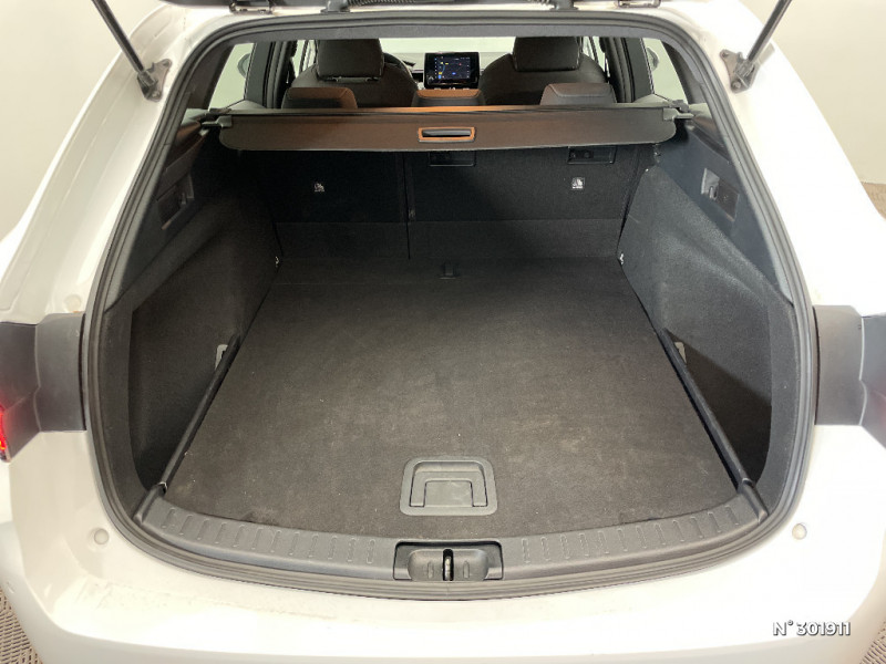 Toyota Corolla Corolla Pro Hybride 122h Dynamic Business + Programme Beyond  occasion � Beauvais - photo n�7