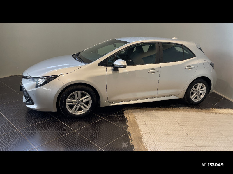 Toyota Corolla Corolla Pro Hybride 122h Dynamic Business + Programme Beyond  occasion � Jaux - photo n�2