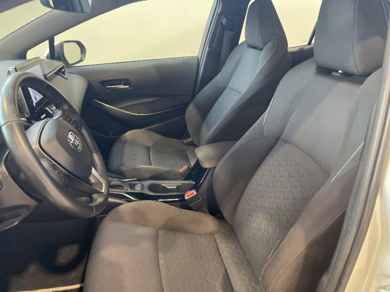 Toyota Corolla Corolla Pro Hybride 122h Dynamic Business + Programme Beyond  occasion � Jaux - photo n�18