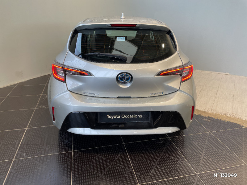 Toyota Corolla Corolla Pro Hybride 122h Dynamic Business + Programme Beyond  occasion � Jaux - photo n�6