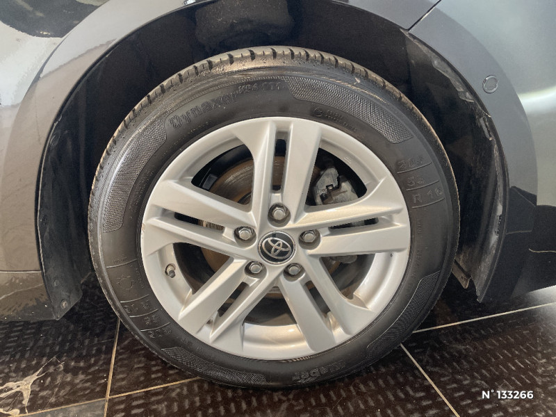 Toyota Corolla Corolla Pro Hybride 122h Dynamic Business + Programme Beyond  occasion � Jaux - photo n�8
