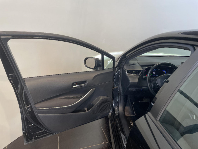 Toyota Corolla Corolla Pro Hybride 122h Dynamic Business + Programme Beyond  occasion � Jaux - photo n�19