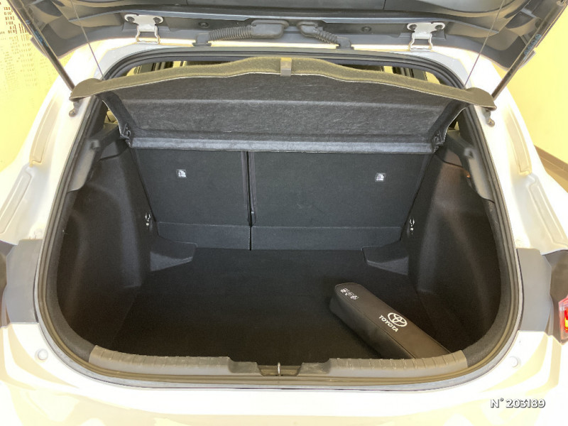 Toyota Corolla Corolla Pro Hybride 122h Dynamic Business + Programme Beyond  occasion � Saint-Maximin - photo n�7