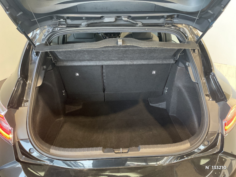 Toyota Corolla Corolla Pro Hybride 122h Dynamic Business + Programme Beyond  occasion � Jaux - photo n�7