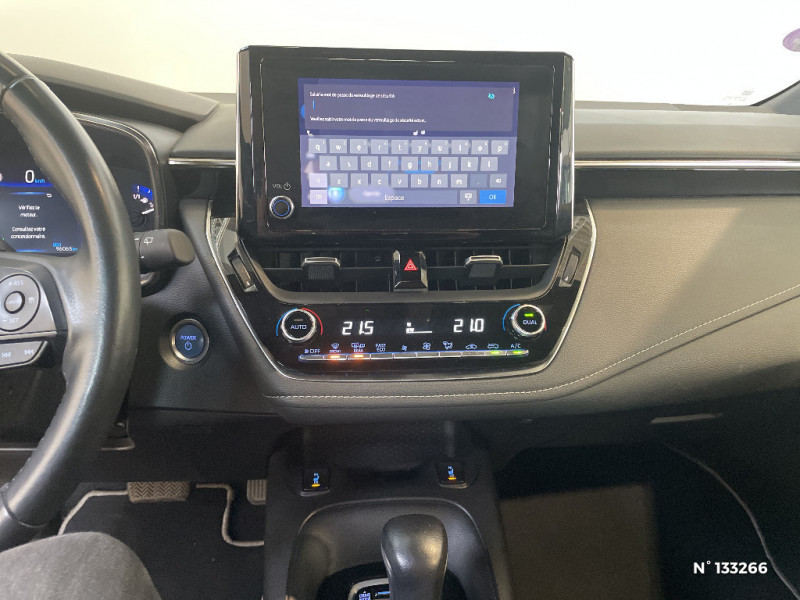Toyota Corolla Corolla Pro Hybride 122h Dynamic Business + Programme Beyond  occasion � Jaux - photo n�13