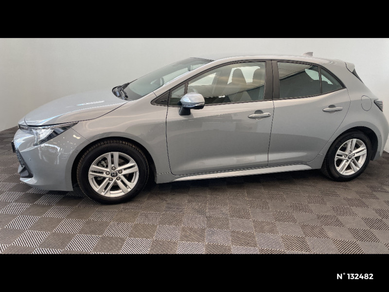 Toyota Corolla Corolla Pro Hybride 122h Dynamic Business + Programme Beyond  occasion  Jaux - photo n2