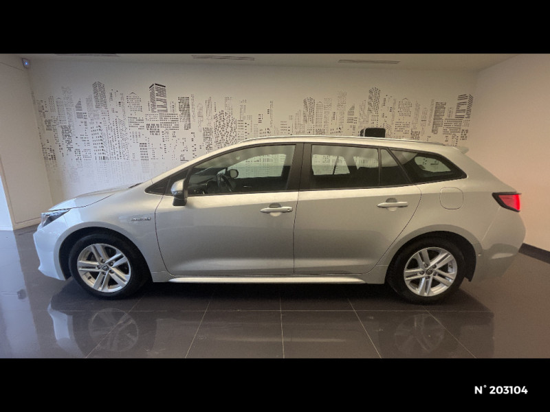 Toyota Corolla Corolla Pro Hybride 122h Dynamic Business + Stage Hybrid Aca  occasion � Saint-Maximin - photo n�2