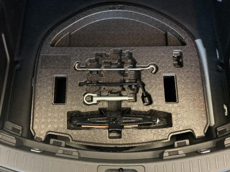 Toyota Corolla Corolla Pro Hybride 122h Dynamic Business + Stage Hybrid Aca  occasion � Saint-Maximin - photo n�17