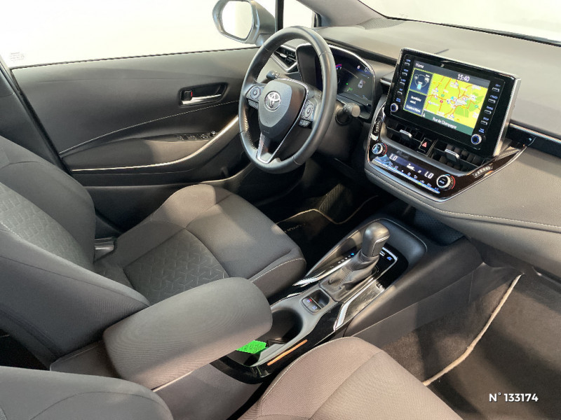Toyota Corolla Corolla Pro Hybride 122h Dynamic Business  occasion � Jaux - photo n�10
