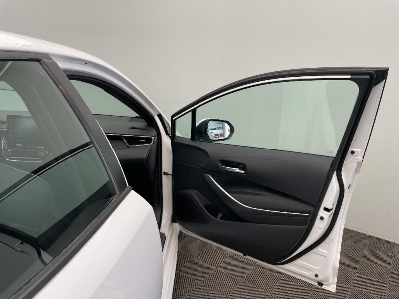 Toyota Corolla Corolla Pro Hybride 122h Dynamic Business  occasion  Beauvais - photo n20