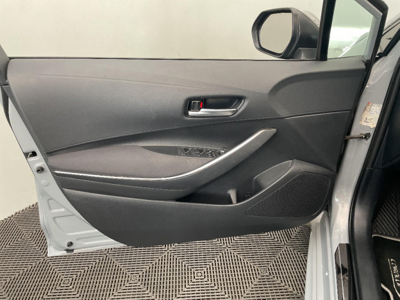 Toyota Corolla Corolla Pro Hybride 122h Dynamic Business  occasion  Jaux - photo n19