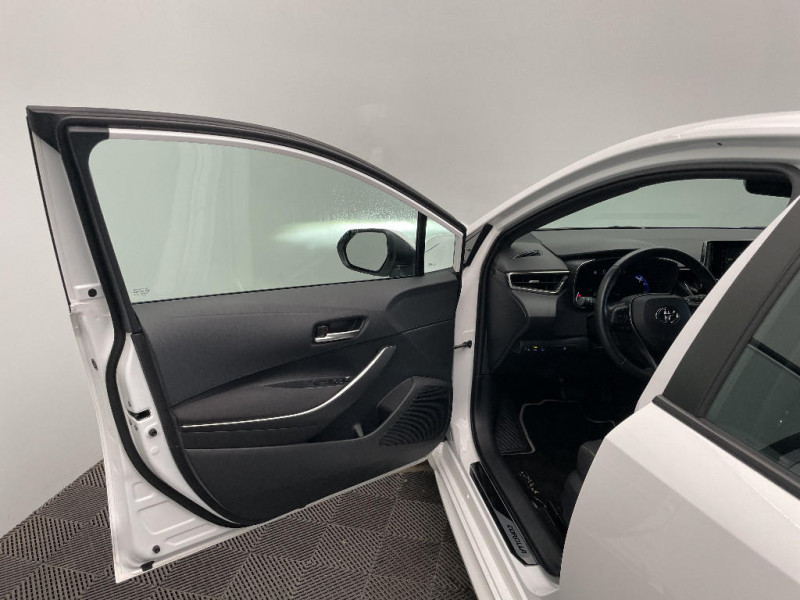 Toyota Corolla Corolla Pro Hybride 140ch Dynamic Business + Programme Beyon  occasion  Beauvais - photo n19