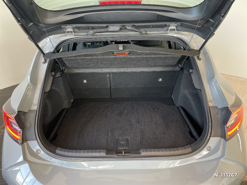 Toyota Corolla Corolla Pro Hybride 184h Dynamic Business  occasion � Jaux - photo n�7