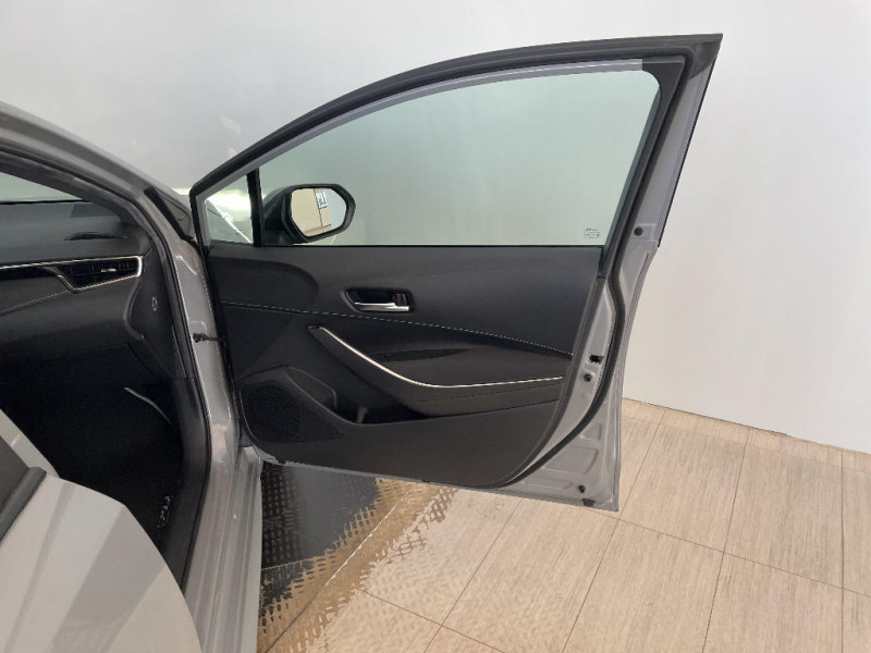 Toyota Corolla Corolla Pro Hybride 184h Dynamic Business  occasion � Jaux - photo n�20