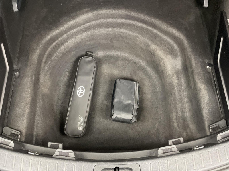 Toyota Corolla Corolla Touring Sport Hybride 122ch Dynamic Business  occasion � Saint-Quentin - photo n�17