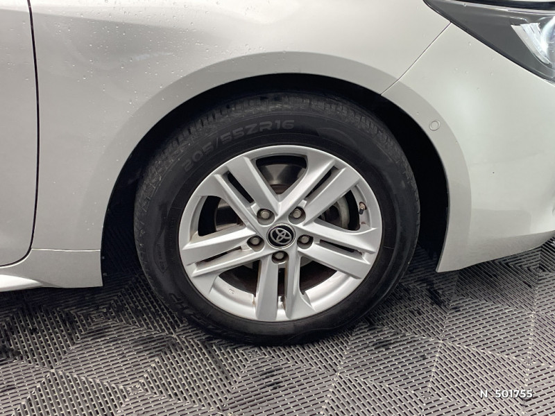 Toyota Corolla Corolla Touring Sport Hybride 122ch Dynamic Business  occasion � Saint-Quentin - photo n�8