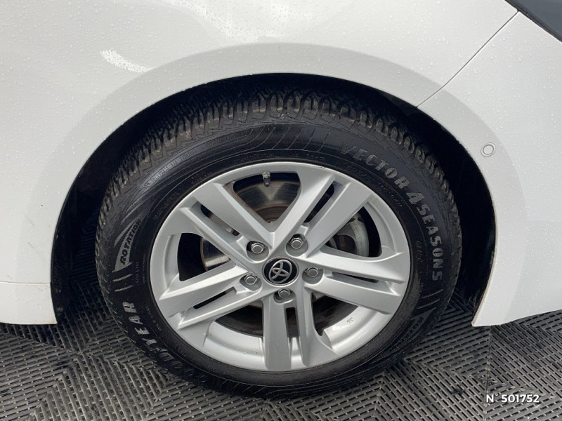 Toyota Corolla Corolla Touring Sports Hybride 122ch Dynamic Business  occasion � Saint-Quentin - photo n�8