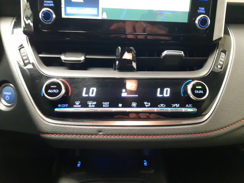 Toyota Corolla Corolla Touring Sports Hybride 122h Collection 5p  occasion  PERIGUEUX - photo n16
