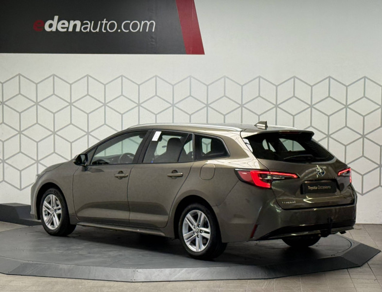 Toyota Corolla Corolla Touring Sports Hybride 122h Dynamic 5p  occasion  PERIGUEUX - photo n7
