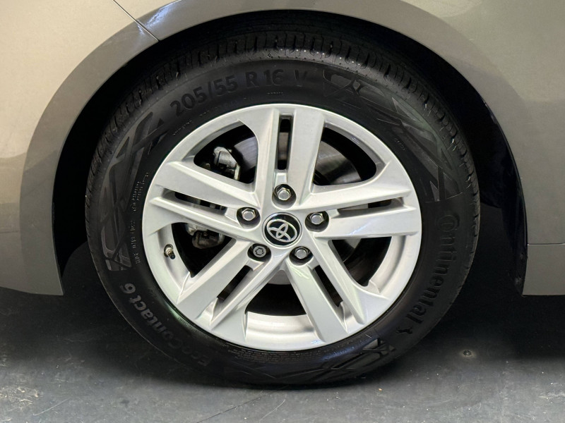 Toyota Corolla Corolla Touring Sports Hybride 122h Dynamic 5p  occasion  PERIGUEUX - photo n9