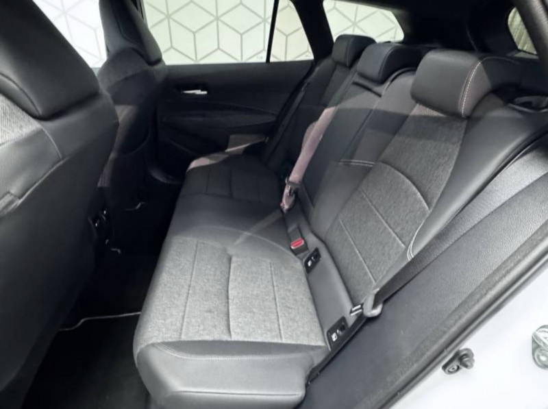 Toyota Corolla Corolla Touring Sports Hybride 140ch Design 5p  occasion  Saint-Laurent-des-Vignes - photo n20