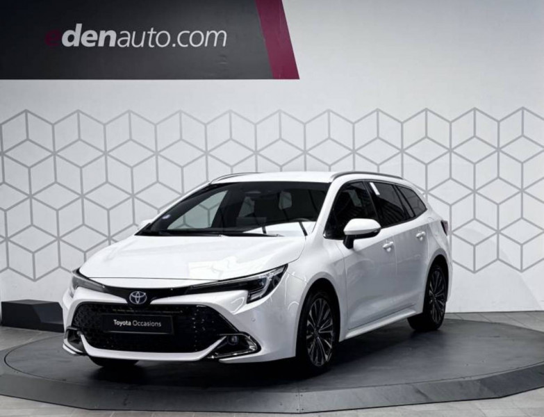 Toyota Corolla Corolla Touring Sports Hybride 140ch Design 5p  occasion  Saint-Laurent-des-Vignes - photo n2