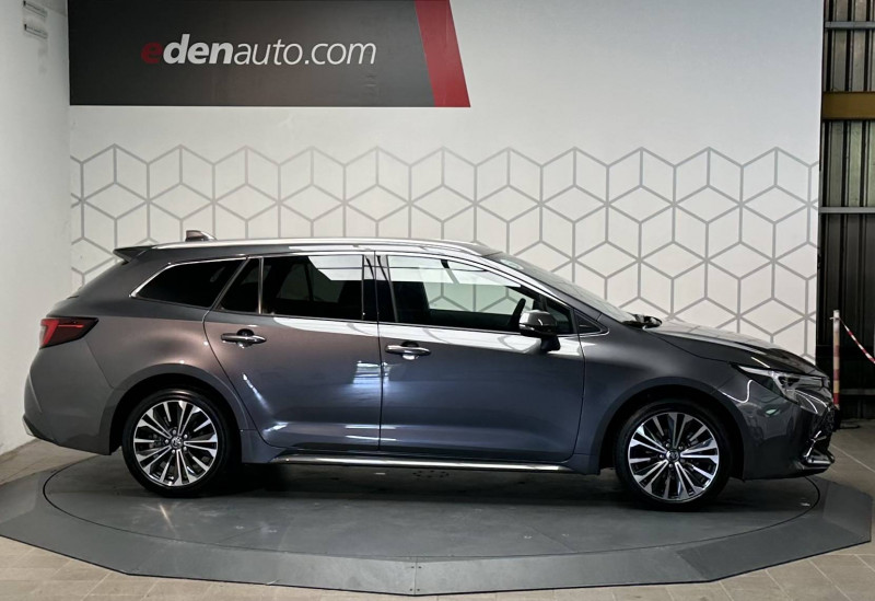 Toyota Corolla Corolla Touring Sports Hybride 140ch Design 5p  occasion  Saint-Laurent-des-Vignes - photo n4