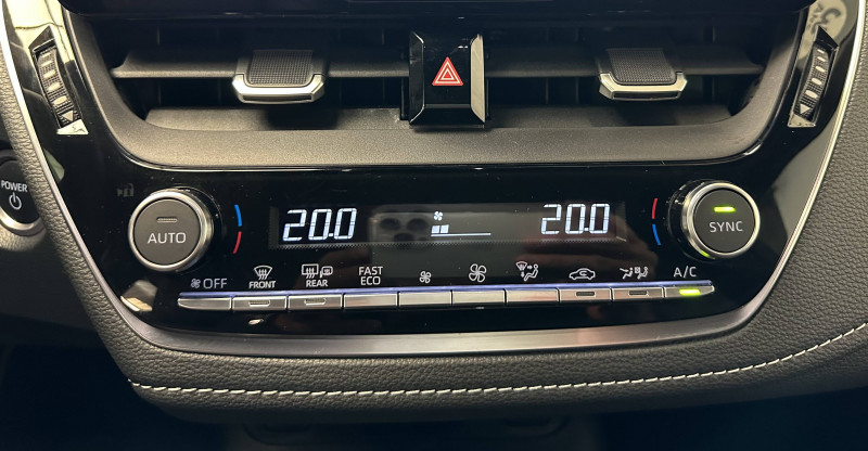 Toyota Corolla Corolla Touring Sports Hybride 140ch Design 5p  occasion  Saint-Laurent-des-Vignes - photo n16