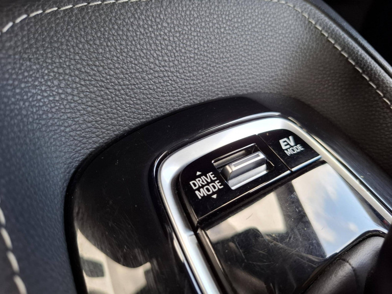 Toyota Corolla Corolla Touring Sports Hybride 140ch Design 5p  occasion  Saint-Laurent-des-Vignes - photo n12