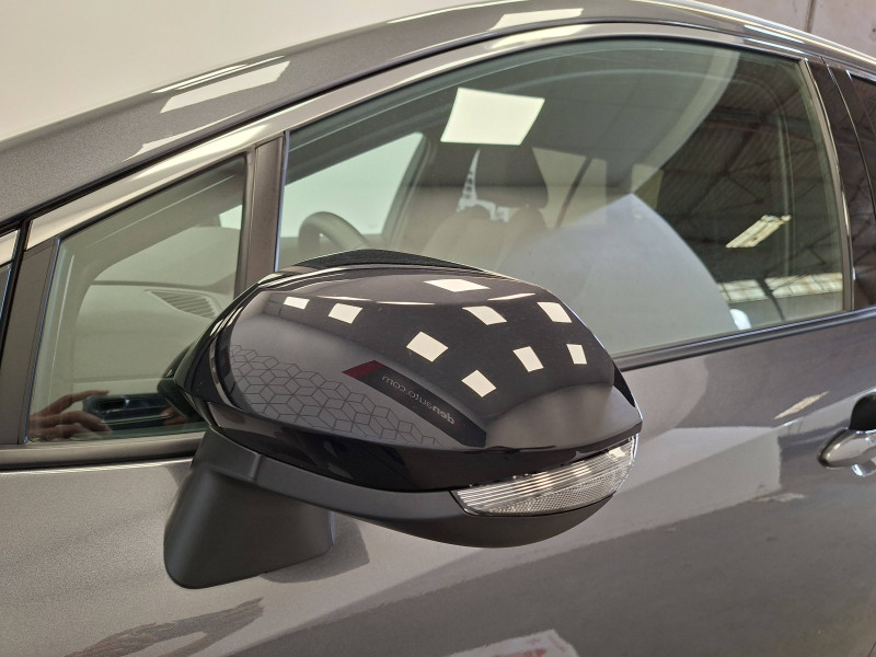 Toyota Corolla Corolla Touring Sports Hybride 140ch Design 5p  occasion � Saint-Laurent-des-Vignes - photo n�10