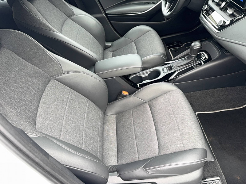 Toyota Corolla Corolla Touring Sports Hybride 140ch Design 5p 2024 - photo n°16 Toyota Corolla Corolla Touring Sports Hybride 140ch Design 5p  occasion à Brive-la-Gaillarde - photo n°16