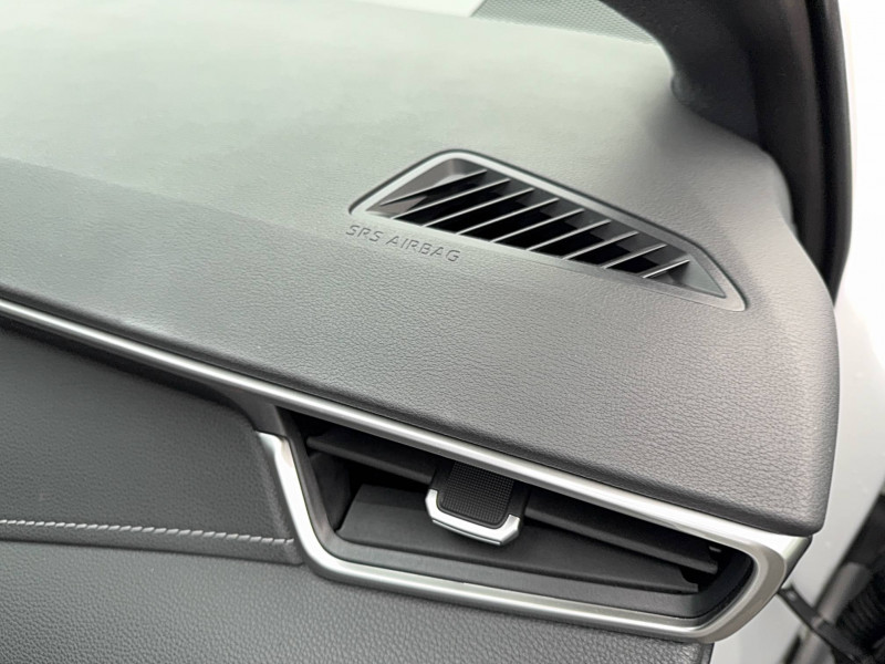 Toyota Corolla Corolla Touring Sports Hybride 140ch Design 5p 2024 - photo n°17 Toyota Corolla Corolla Touring Sports Hybride 140ch Design 5p  occasion à Brive-la-Gaillarde - photo n°17