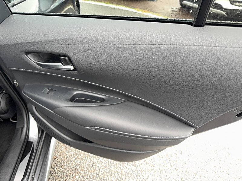 Toyota Corolla Corolla Touring Sports Hybride 140ch Design 5p  occasion  Brive-la-Gaillarde - photo n18