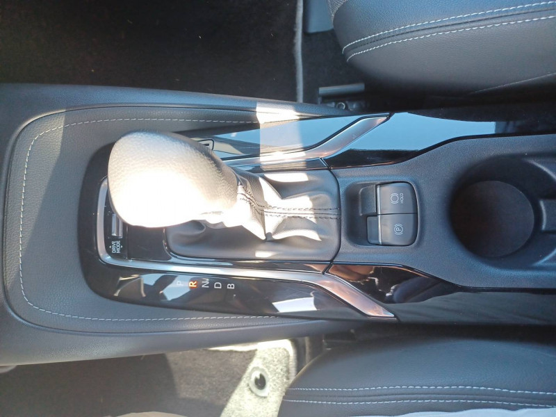 Toyota Corolla Corolla Touring Sports Hybride 140ch Design 5p  occasion � Tulle - photo n�19