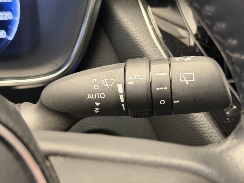 Toyota Corolla Corolla Touring Sports Hybride 140ch Design 5p  occasion  PERIGUEUX - photo n19