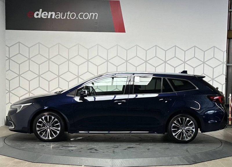 Toyota Corolla Corolla Touring Sports Hybride 140ch Design 5p  occasion  PERIGUEUX - photo n4