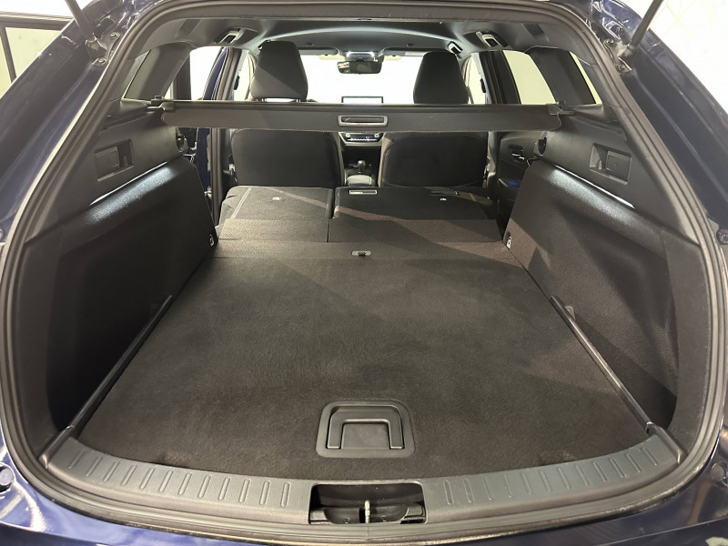 Toyota Corolla Corolla Touring Sports Hybride 140ch Design 5p  occasion  PERIGUEUX - photo n17