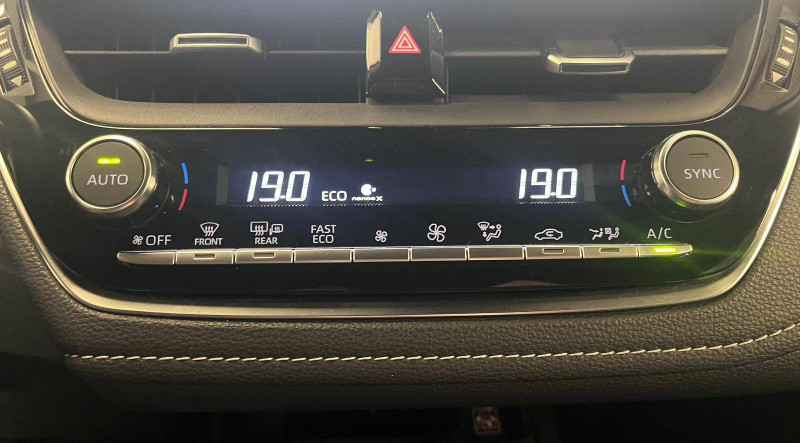 Toyota Corolla Corolla Touring Sports Hybride 140ch Design 5p  occasion  PERIGUEUX - photo n20