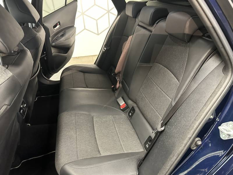Toyota Corolla Corolla Touring Sports Hybride 140ch Design 5p  occasion � PERIGUEUX - photo n�15